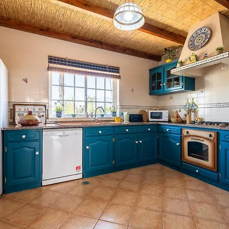 Oasis Gale - Luxury With Private Pool, Ac, Free Wifi, 5 Min From The Вілла Албуфейра